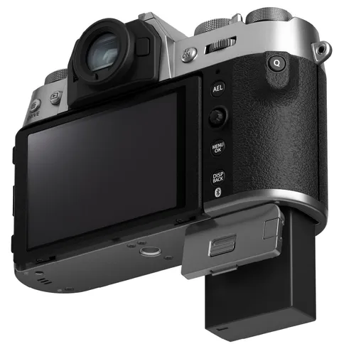 Fujifilm X-T50 Silver + Fujinon XC 15-45mm f/3.5-5.6 OIS PZ - Imagen 4
