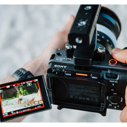 Sony FX30 Cinema Line + XLR Handle - Imagen 4